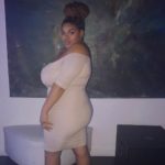 Plus size / Curvy model Lauren (aka Ellemxdison) modeling a plus size tan dress by @novababe