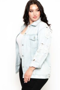 Curvy Sense Plus Size Destroyed Sunbleached Denim Jacket - Light Wash